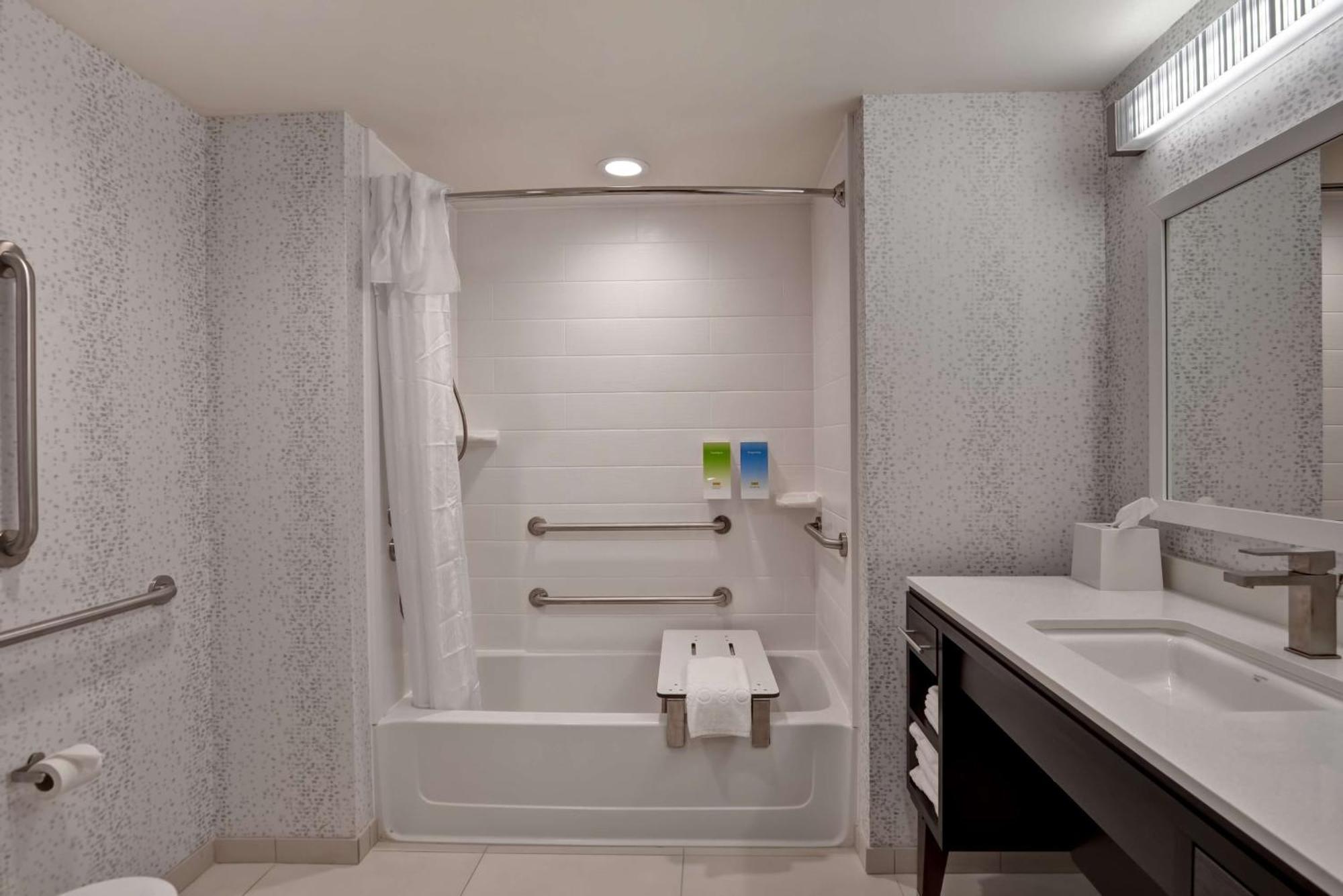 Home2 Suites By Hilton Hot Springs Exterior foto